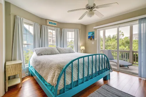 Surf City Vacation Rental - Walk to Beach - Sea View