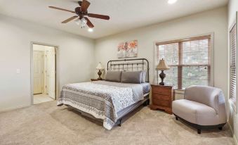 Rest Nest in the Heart of Ozark's Nature!