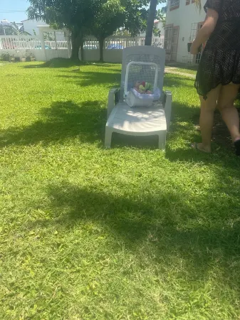 "Cozy house with pool and amenities.