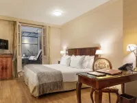Melia Recoleta Plaza Hotels near Edificio Kavanagh