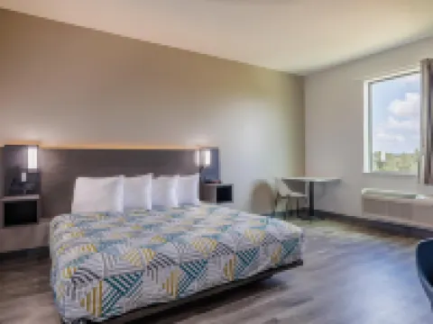 Studio 6 Giddings, TX Hotels in Giddings