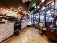 J Hotel Hotels near Shigan Toki Gallery