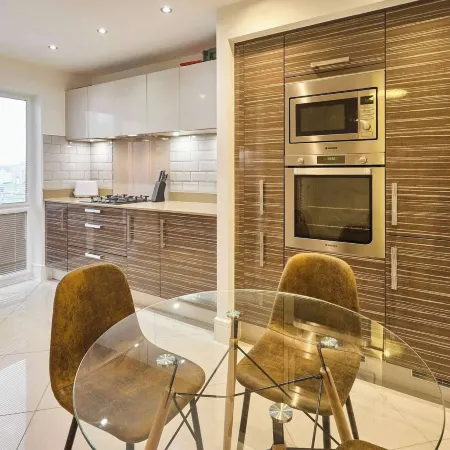 Modern Home with Garden, Corby