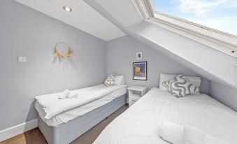 Charming Village Escape near Loch Lomond