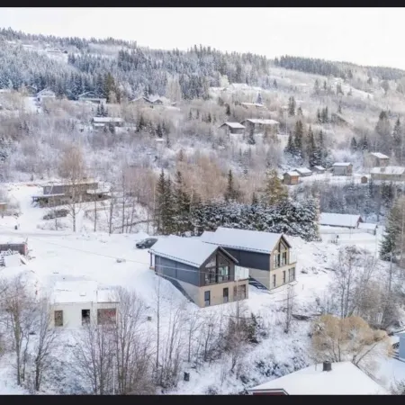 New house in the center of Trysil Отели в г. Трюсиль