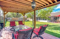 Suburban Home 9 Mi to Dtwn Denver: Outdoor Oasis! - 3-Star
