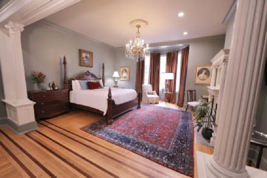 โฟลีย์เฮาส์ อินน์ โรงแรมใน