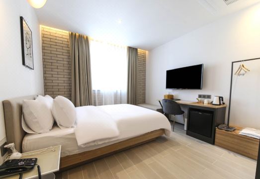 호텔 객실 내부 이미지