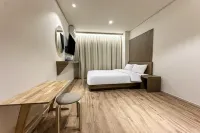 Royal Yeonggwang - Motels