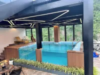 Cat Ba Wistaria Hotel - Pool & Massage Hotels in Cat Hai