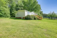 Serene Home 2 Decks, 3 Mi to Blue Ridge Pkwy - 3 tähden