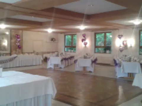 Landgasthof Schwarz - Hotel und Restaurant Hotels in Windsbach