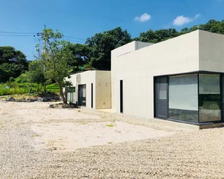 Orville Pension 華川郡酒店