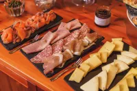 The Kennard Boutique Guesthouse - servizio colazione