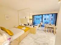 Cosy Terrace Studio close to city center