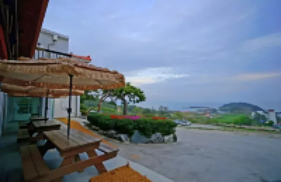 Bada Jeonmang with Hill Pension