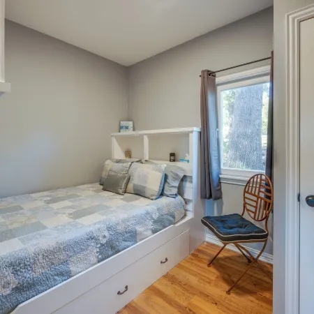 Pottsboro Vacation Rental - Walk to Lake Texoma!