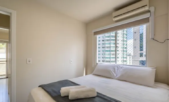 Apartment 160 m From the Big Wheel in BC - Epj0601