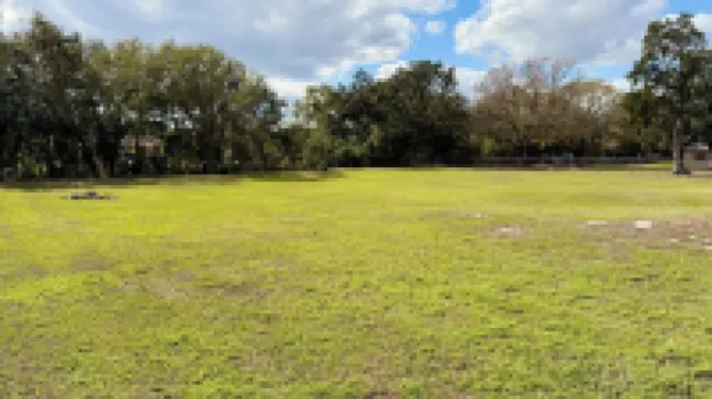 Modern 3bed, 2bath House in Wesley Chapel, with EV Charging Outlet, AC, & WiFi.