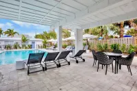 Azul Resort Siesta Key - 2-Star