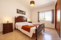 FF 03 - Bedroom 3 in Sea Breeze Guesthouse - พร้อมอาหารเช้า