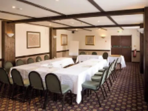 Bull Hotel by Greene King Inns Hotels in Halstead