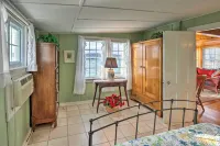 Lakefront Canandaigua Home w/ Grill, Fire Pit - Homestays