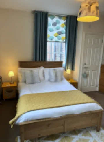 Peel House - Historic Serviced Apartments