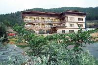 Gawaling Hotel فنادق في 