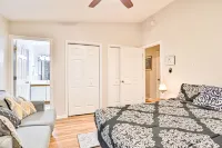 Home With Enclosed Yard, Fire Pit, Wifi, W/d, & AC - Great Location - Bungalows