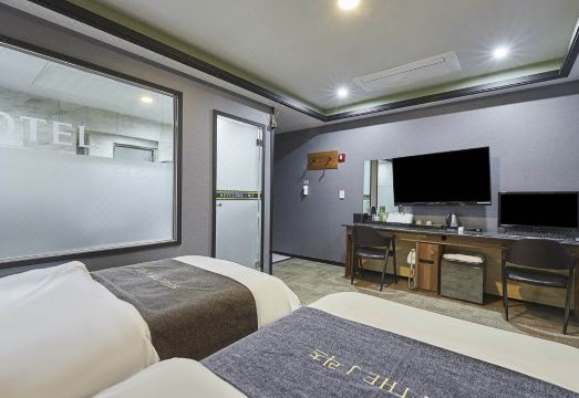 화성 리츠 호텔