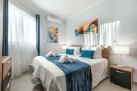 Luxury PH - Terrace & Jacuzzi & Sunbeds - Homestays