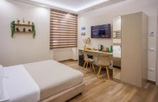 那不勒斯斯特拉假日 住宿飯店