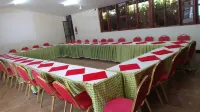 Maghonyi Hotel