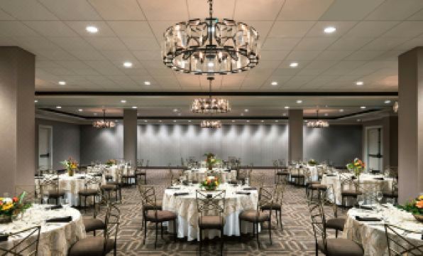 Memphis Riverline Hotel