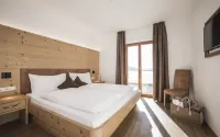Hotel Fernblick - Parvekkeita