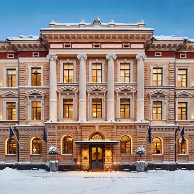 Waldorf Astoria Helsinki Отели рядом с достопримечательностью «Круунунхака»