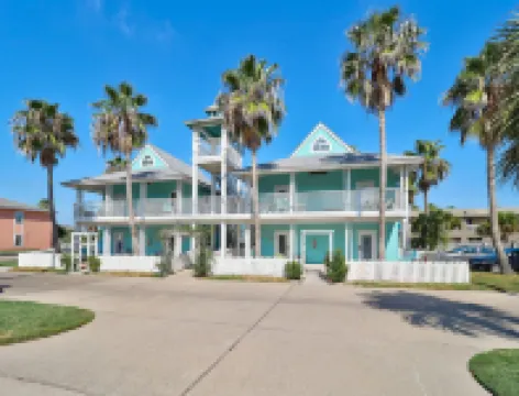 Seashell Village Resort Near the Beach with Kitchens