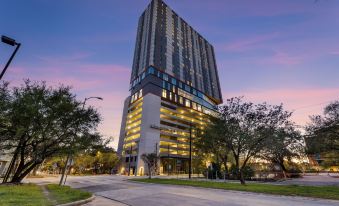 Sentral Forme Houston
