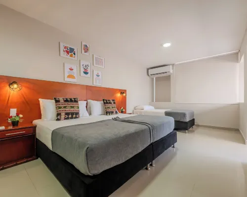 Hostel Dorado Plaza Getsemaní Hotels near La Matuna