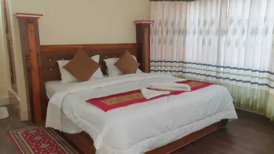 London House Resort Hotels in 