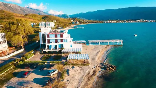 Grand Hotel Aita - Meerblick