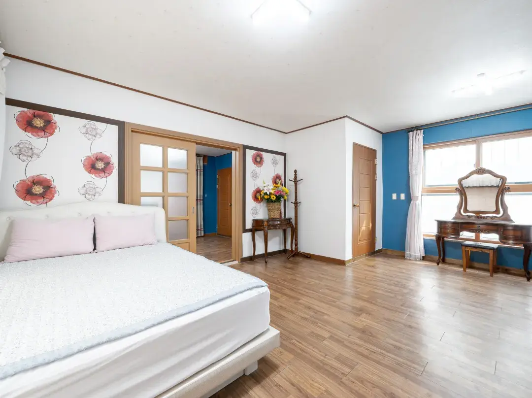 Taean  Jungang Pension - Incheon