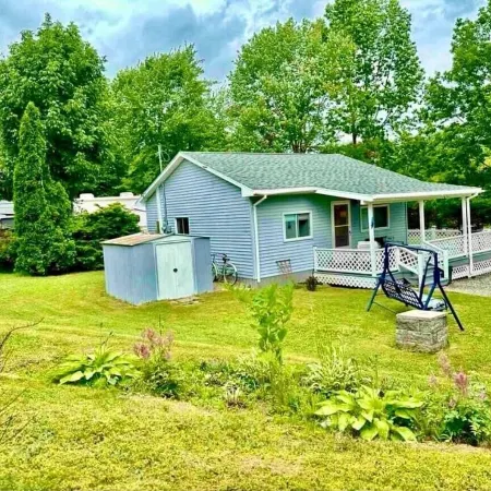 Lake Mushamush Cottage!
