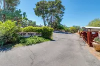 Tucson Casita w/ Shared Swim Spa, Close to Hiking! - Country Houses