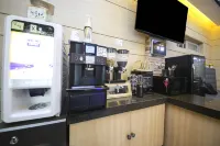 Changwon Palyongdong Hotel Cozy - parking