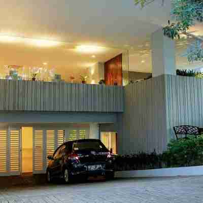 The Loji Patra Kuningan Hotel Exterior