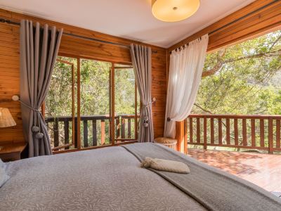 Ballots Bay Treehouse by HostAgents
