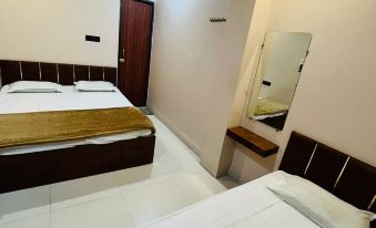 Hotel Ujjain Dwarka Palace