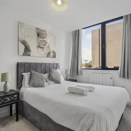 GuestReady - Chic Urban Retreat in Old Trafford